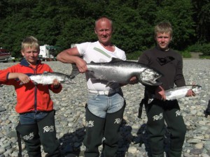kitimat-river-pink-salmon-fishing-driftboat-trips009
